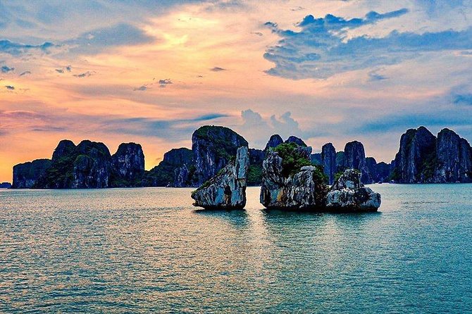 Halong Bay Full Day with Kayaking, Hiking viewpoint, Cave - Deluxe To Luxury - Why this full-day Halong Bay trip works for first-time visitors
