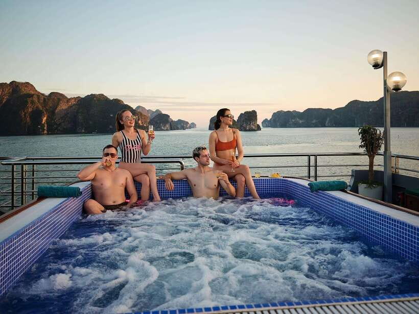 Halong Bay Luxury Cruise: Kayak&Swim,Cave, Party BEST SELLER - Inside Sung Sot Cave, the Surprising Cave