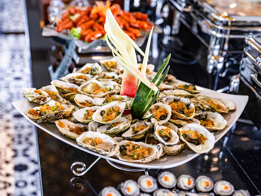 Halong Bay Luxury Cruise with Kayaking & Lunch Buffet - A long but useful day from Hanoi