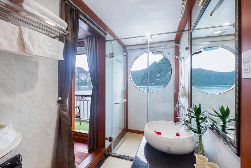Hanoi: 3-Day Ninh Binh, Ha Long, & Lan Ha Bay Luxury Cruise - Climbing Mua Cave for the Tam Coc View