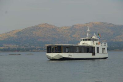 Hartbeespoort Dam: The Luxury Alba Boat Cruise with Food