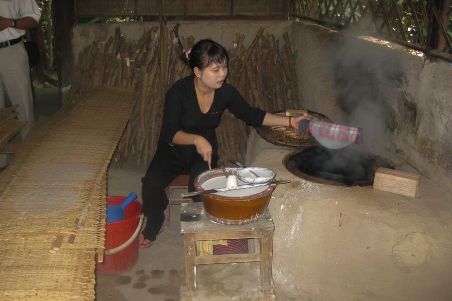 Ho Chi Minh City: Cu Chi Tunnels Ben Duoc VIP Limousine Tour - Who should choose this tour?
