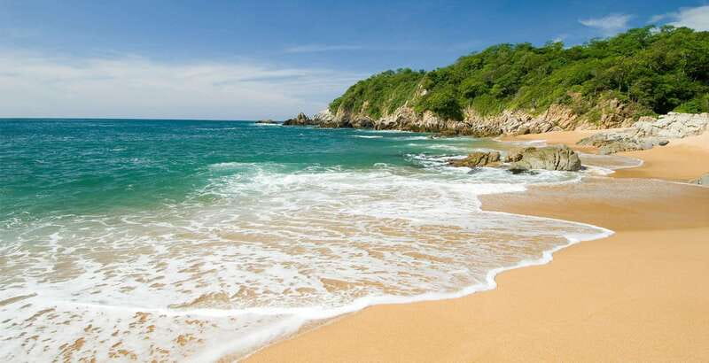 Huatulco: Premium Boat Tour with snorkel experience. - Should you book it?