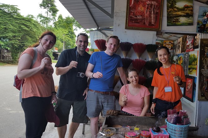 Hue city Deluxe Group Tour (Daily Tour-12 pax max) - Dong Ba Market adds everyday Hue