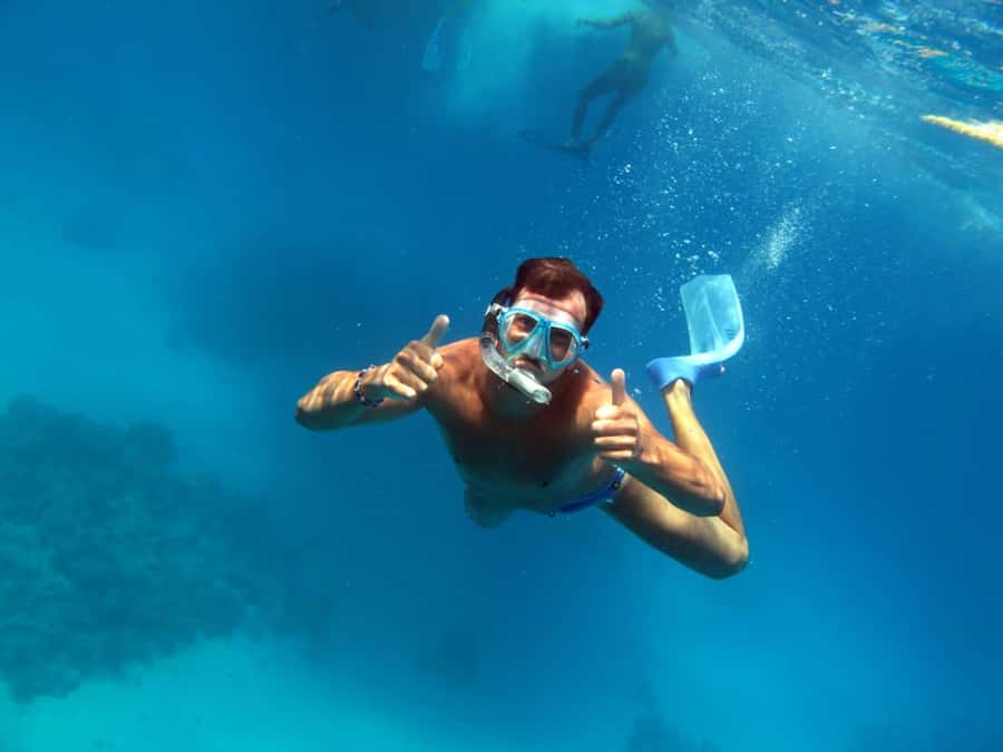 Hurghada: Premium Island Cruise with Lunch and snorkeling - The crew and the pace of the day