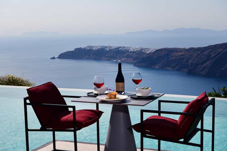 Imerovigli: Premium Wine Tasting with Caldera and Sea Views - Why the kouloura method matters in the glass