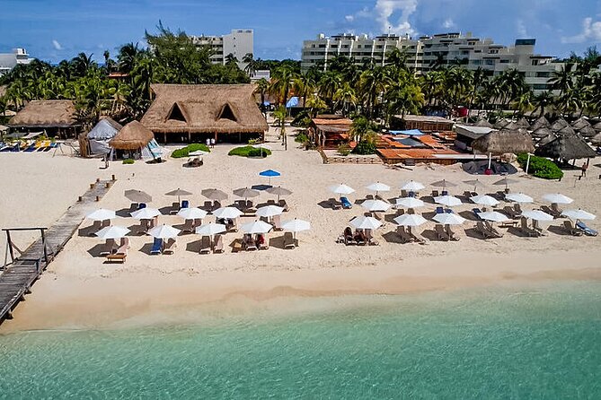 Isla Mujeres luxury catamaran with premium open bar and lunch - Timing can stretch beyond the advertised seven hours