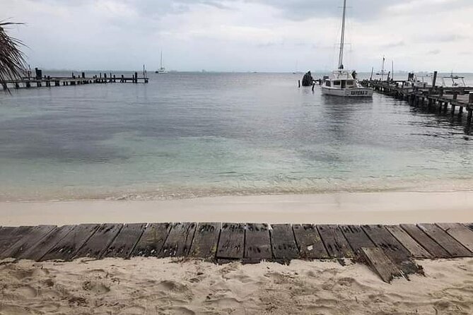 Isla Mujeres Premium Tour in Private Catamaran with Lunch - Who should book this Isla Mujeres catamaran tour