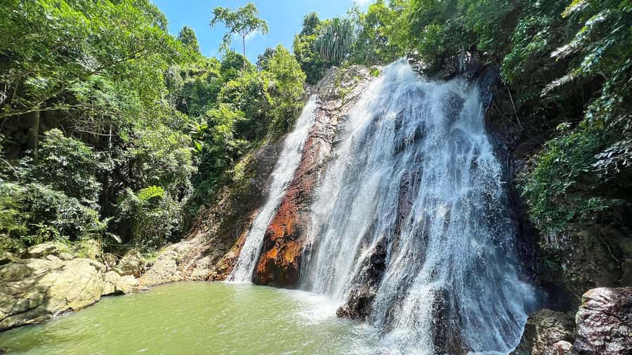ISLAND TOUR VIP AROUND KOH SAMUI FULL DAY RARE SIGHTSEEING - Wat Bo Phuttharam and the story of Luang Phor Thuad