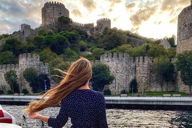 Istanbul Bosphorus Sunset Cruise on Luxury Yacht - Why a Bosphorus sunset cruise works so well