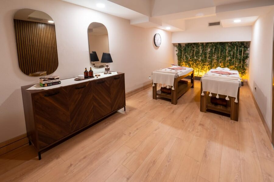 Istanbul: Public, Private or VIP Hammam & Spa in Old City - The kese scrub and foam wash