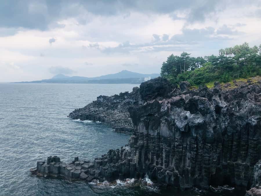 Jeju Premium Small Group UNESCO Day Tour - South - Yakcheonsa Temple’s Grand Interior