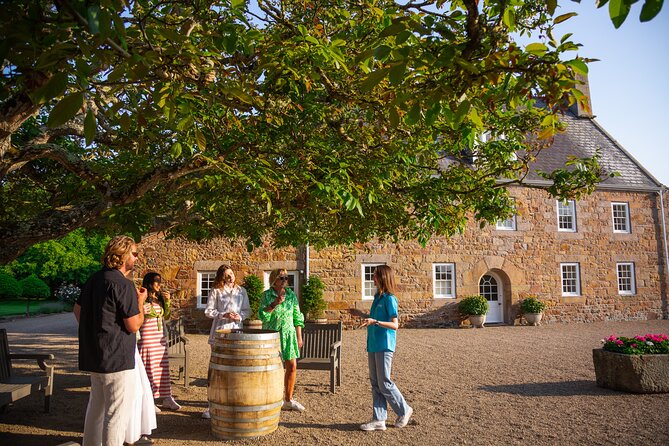 Jersey Premium Vineyard and Distillery Wine Tour and Tasting - Starting with the estate and its Jersey setting