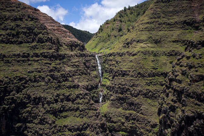 Kauai Deluxe Waterfall Safari: Helicopter Tour - Weather, cancellations, and the need for flexibility