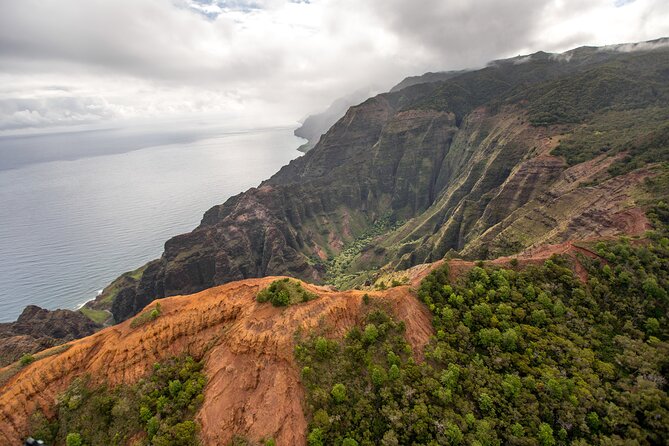Kauai' Exclusive Helicopter Tour: Land & Explore Olokele Canyon - A small cabin makes a real difference