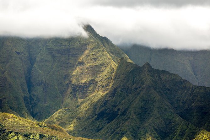 Kauai' Exclusive Helicopter Tour: Land & Explore Olokele Canyon - Weather and scheduling deserve attention