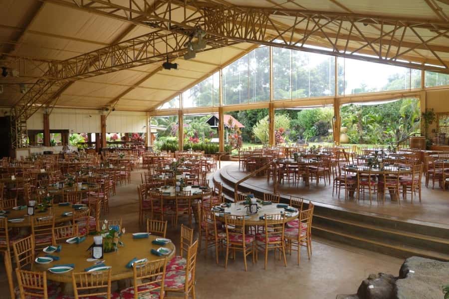Kauai: Luau Kalamaku – Premium Seating, Dinner & Show - Who will get the most from this evening