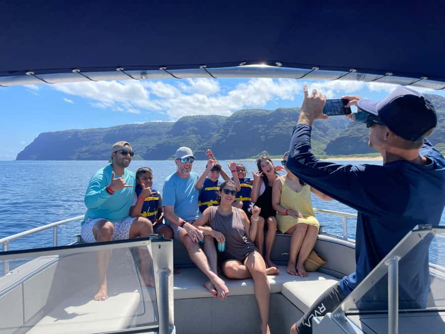 Kauai: Na Pali Coast Deluxe Power Catamaran Tour - Choosing morning or afternoon