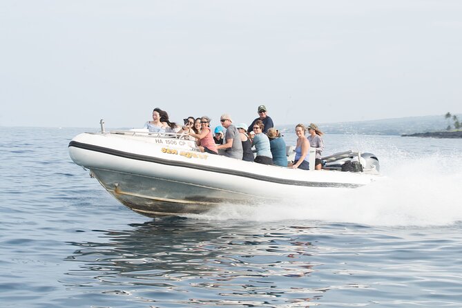 Kealakekua Bay Captain Cook Snorkel Exclusive - What the crew adds to the day