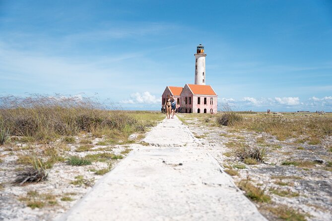 Klein Curacao Day Trip with Premium Open Bar and BBQ-Lunch - The crew and the social mood