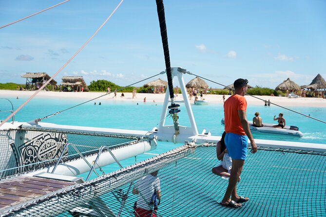 Klein Curacao Day Trip with Premium Open Bar and BBQ-Lunch - The crossing: beautiful views, rough patches