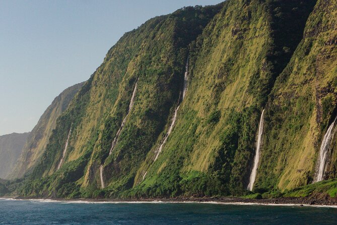 Kohala Waterfalls with Exclusive Landing Helicopter Tour - What the six-passenger format changes