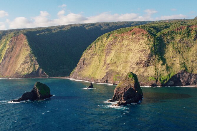 Kohala Waterfalls with Exclusive Landing Helicopter Tour - Practical rules that affect your planning
