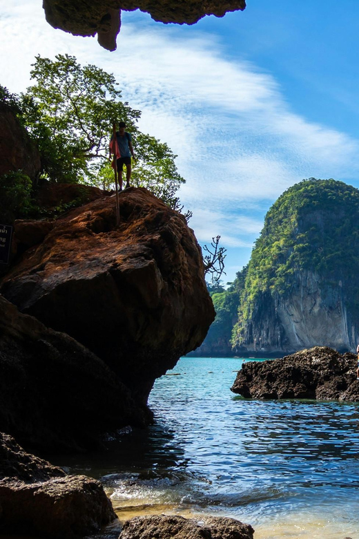 Krabi: Premium 4-Island Day Trip by Longtail Boat with Lunch - What the six-hour Krabi route is really like