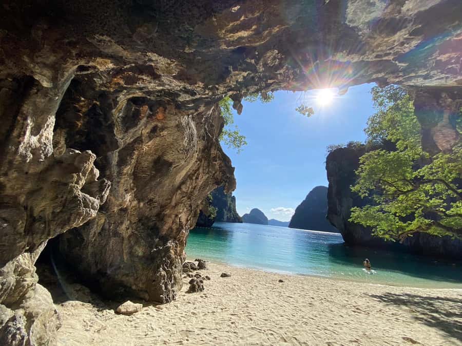 Krabi: Private Luxury Boat to Hong Islands Sunrise & Picnic - The drawbacks you should weigh