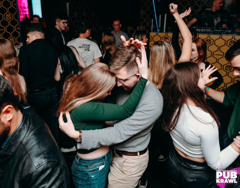 Krakow: Pub Crawl 1H Open Bar, VIP Entry & Welcome Shots - Guides, group energy, and the social side
