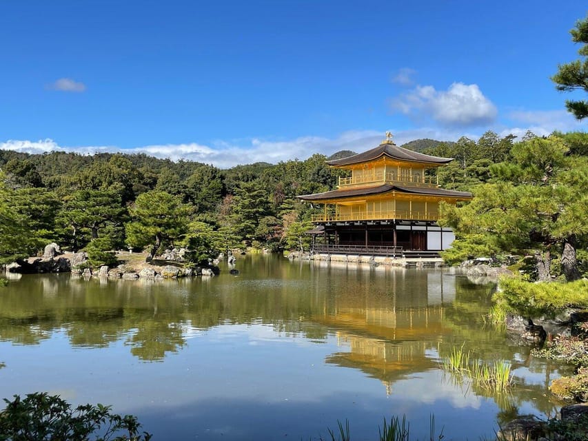 Kyoto: Private Highlights Tour with Guide and Luxury Vehicle - Fushimi Inari and its thousands of red gates