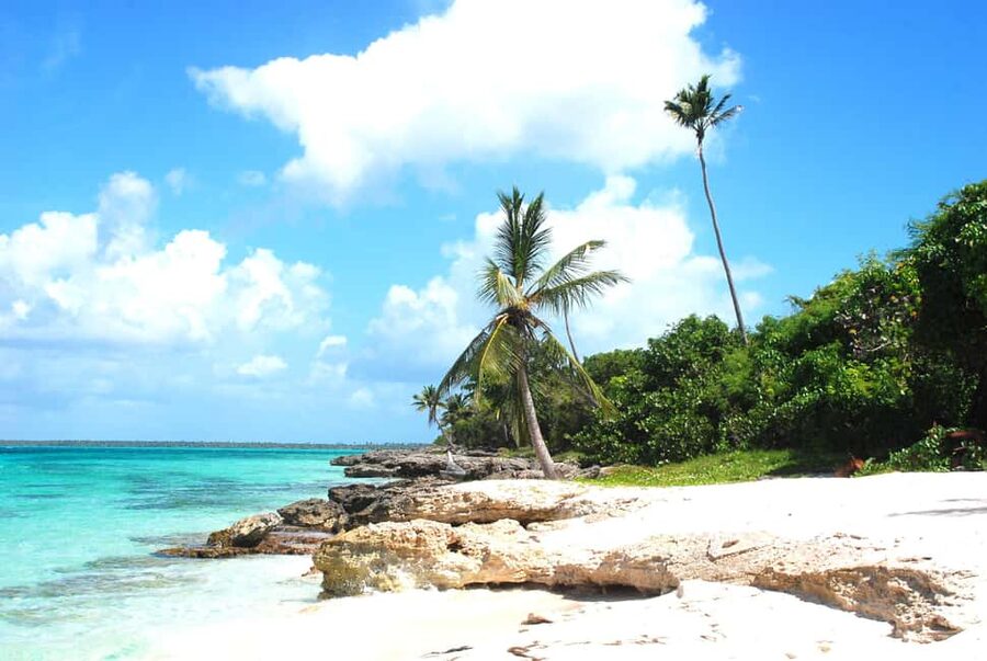 La Romana: Saona Crusoe VIP for cruise guests - How the guides shape the day