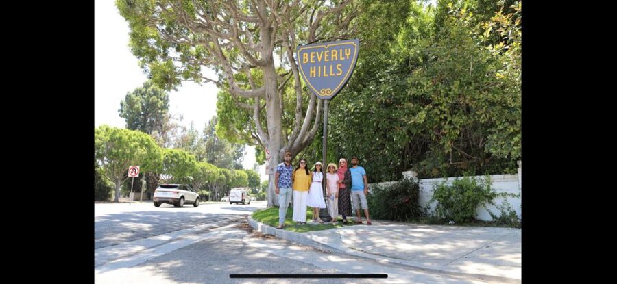LA VIP Tour : Beverly Hills, Sunset Strip, & Hollywood Sign! - Is $59 a good value?