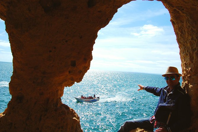 Lagos and Carvoeiro Premium - Shared small group > VTours Algarve - Carvoeiro old town and lunch