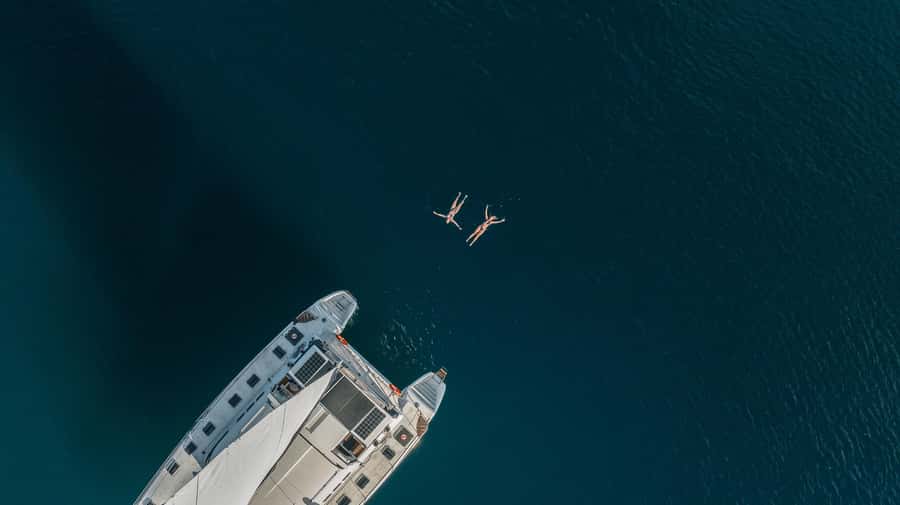 Lake Taupo: Luxury Sailing Catamaran to Māori Rock Carvings - Reaching the Māori Rock Carvings