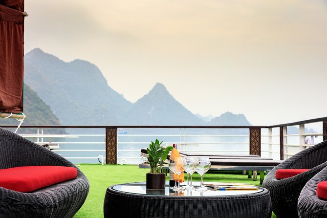 Lan Ha Bay day tour from Cat Ba Town - Serenity Premium Cruise - Ba Trai Dao is the day’s best water stop