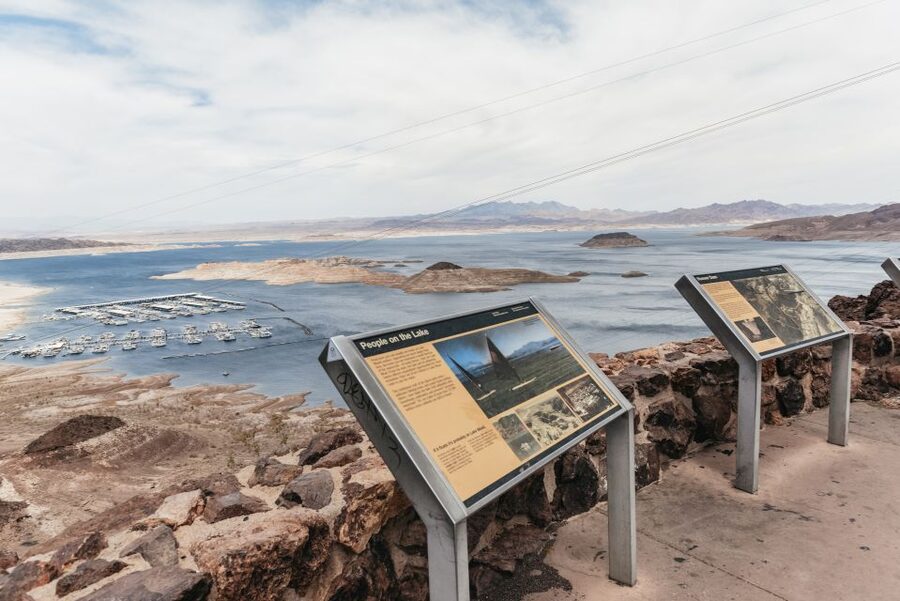 Las Vegas: 3-Hour VIP Hoover Dam Small-Group Mini Tour - Twenty-five minutes on top of Hoover Dam