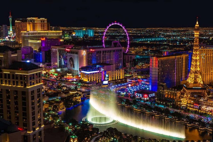 Las Vegas: Helicopter Tour of the Strip with Window Seats - Mandalay Bay to Allegiant Stadium: the southern Strip