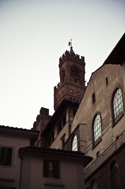 Legends of Florence: Exclusive Walking Tour by night - Starting at Piazza della Signoria and Piazza San Firenze