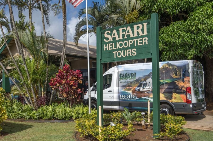 Lihue: Deluxe Waterfall Safari Helicopter Tour - Waialeale Crater and Kauai’s waterfalls