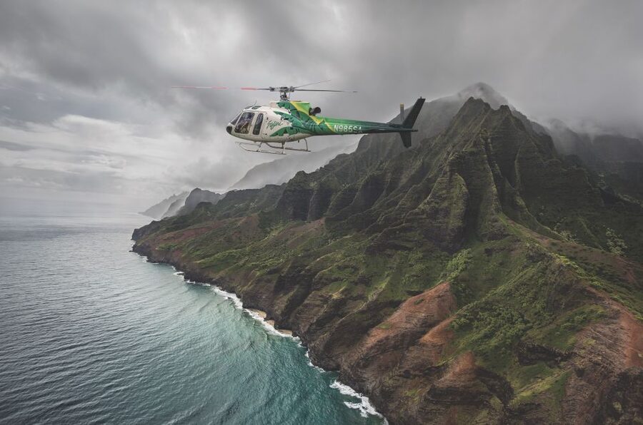 Lihue: Deluxe Waterfall Safari Helicopter Tour - Seats, comfort, and getting good pictures