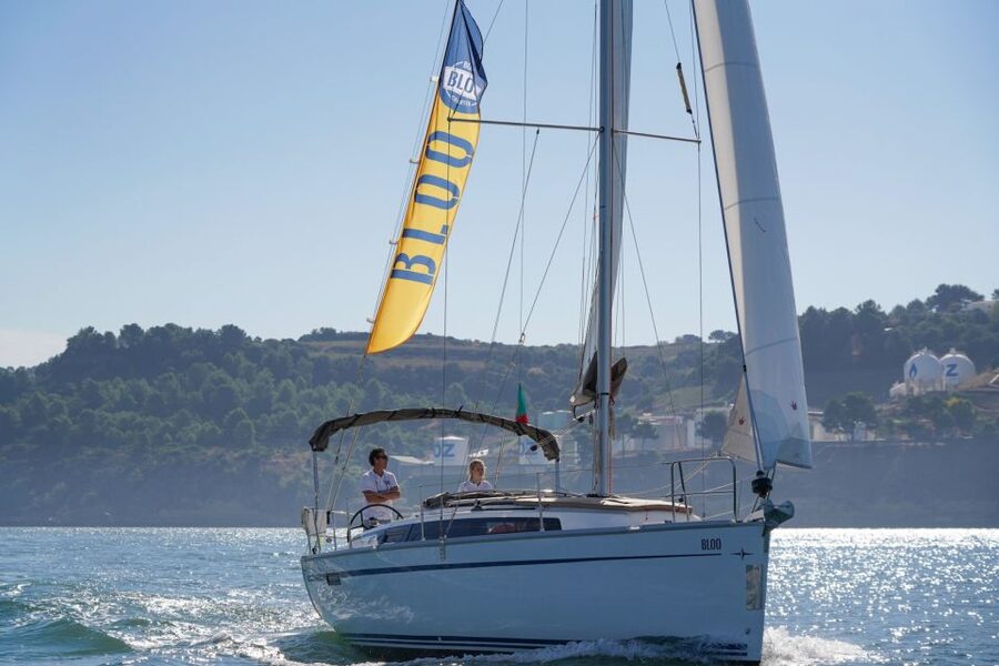 Lisbon: Luxury Private Sailing Boat Cruise on River Tagus - What $318 means for value