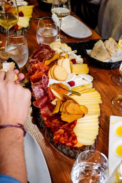 Lisbon: Premium Wine and Tapas Tasting Session - Should you book the Lisbon premium tasting?