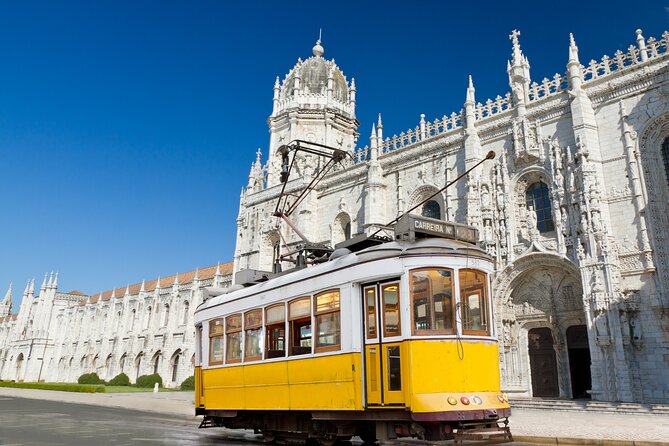 Lisbon Private And Customizable Half-Day Tour - Why a private car works well in Lisbon