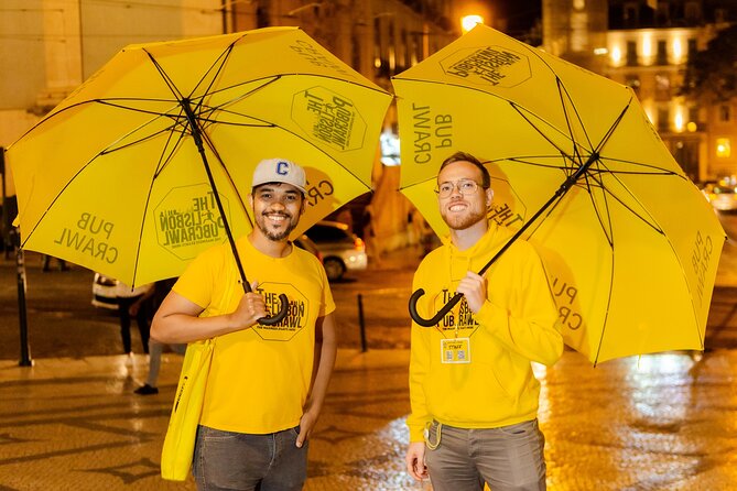Lisbon: Pub Crawl with Open Bar, Shots & VIP Club Entry - What kind of Lisbon night are you buying?