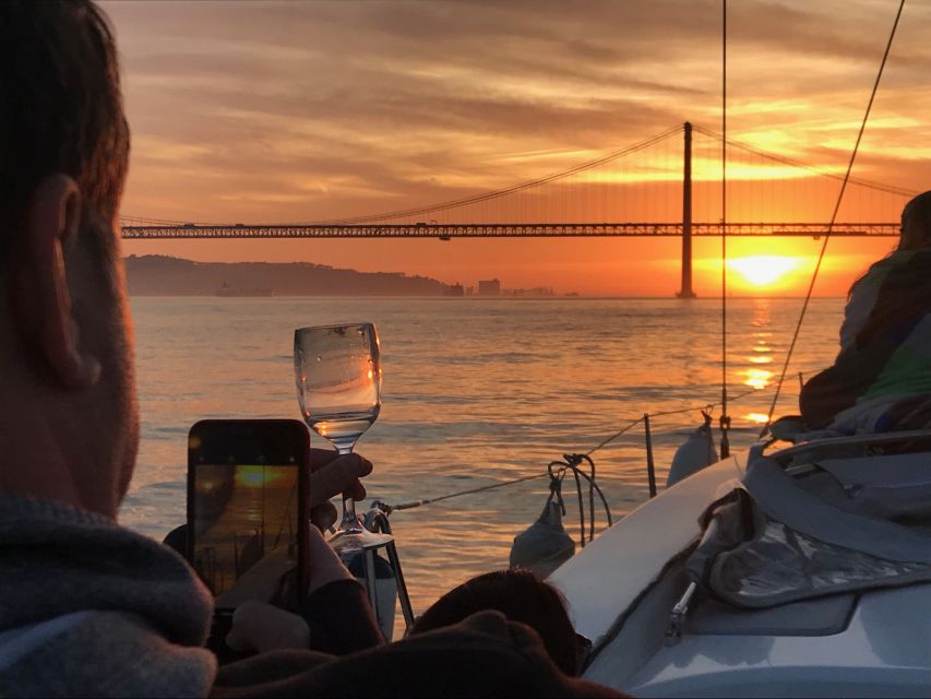 Lisbon: Sunset and Wine Luxury Catamaran Cruise - Key points to know before you book