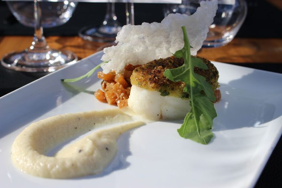 London: 4 Course Lunch Tour by Luxury Coach Bustronome - A four-course lunch with London moving past the windows