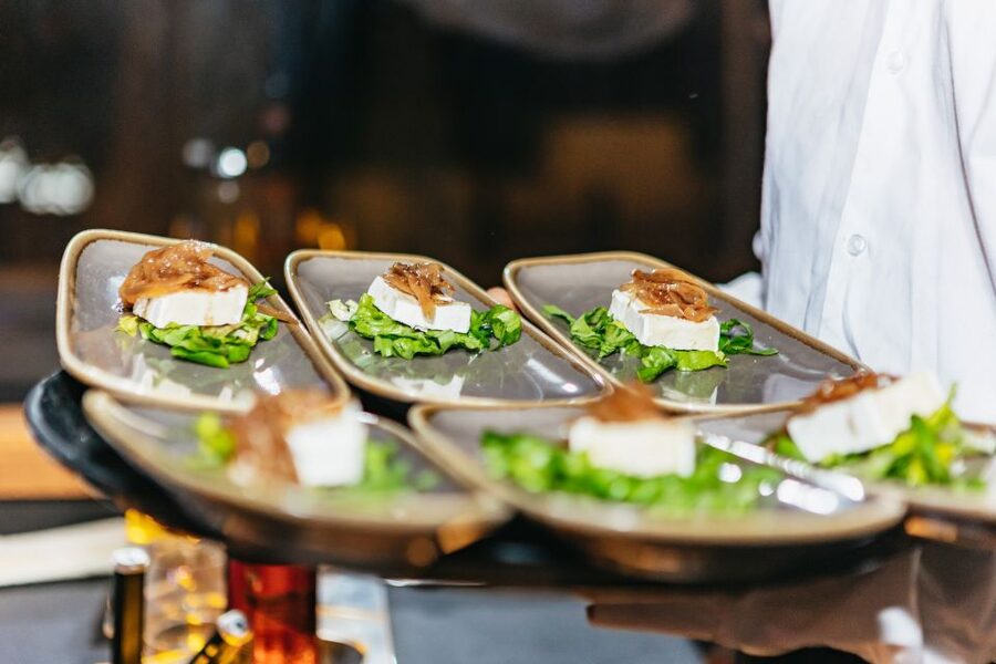 London: 6-Course Gourmet Dinner on a Luxury Coach - Should you book the Bustronome dinner?