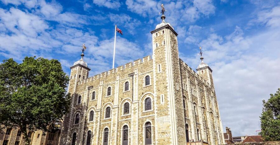 London: VIP Tower of London & Tower Bridge Early-Access Tour - Why the early start matters at the Tower of London