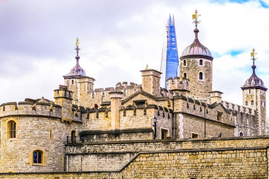 London: VIP Tower of London & Tower Bridge Early-Access Tour - A brisk walk through 700 years of London